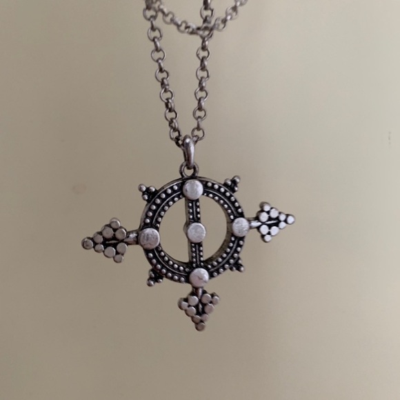 Lucky Brand layered necklace - Picture 3 of 6